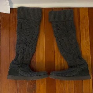 Ugg over the knee twisted cable knit. Size 7